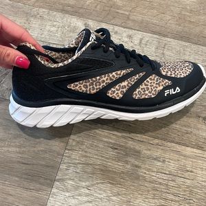 Fila memory foam cheetah training shoe